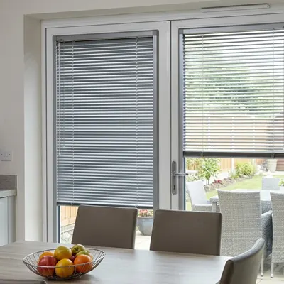 intu venetian blinds