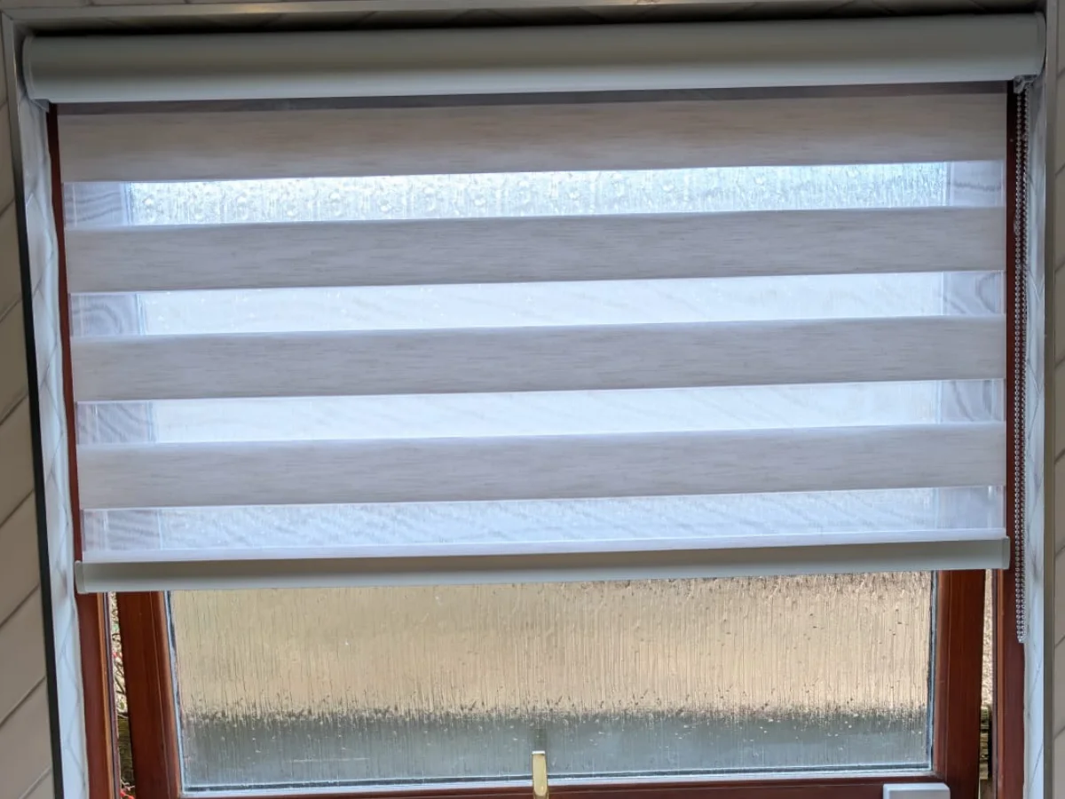 Day and Night blinds fitted in a Motherwell living room