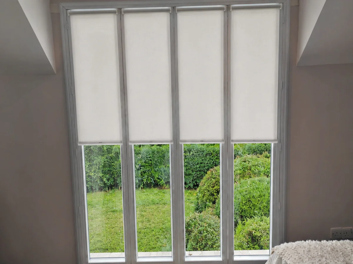 roller blinds airdrie living room